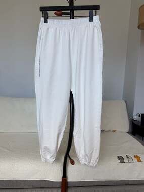 J.ING White Riley's Head Graphic Sweatpants Joggers